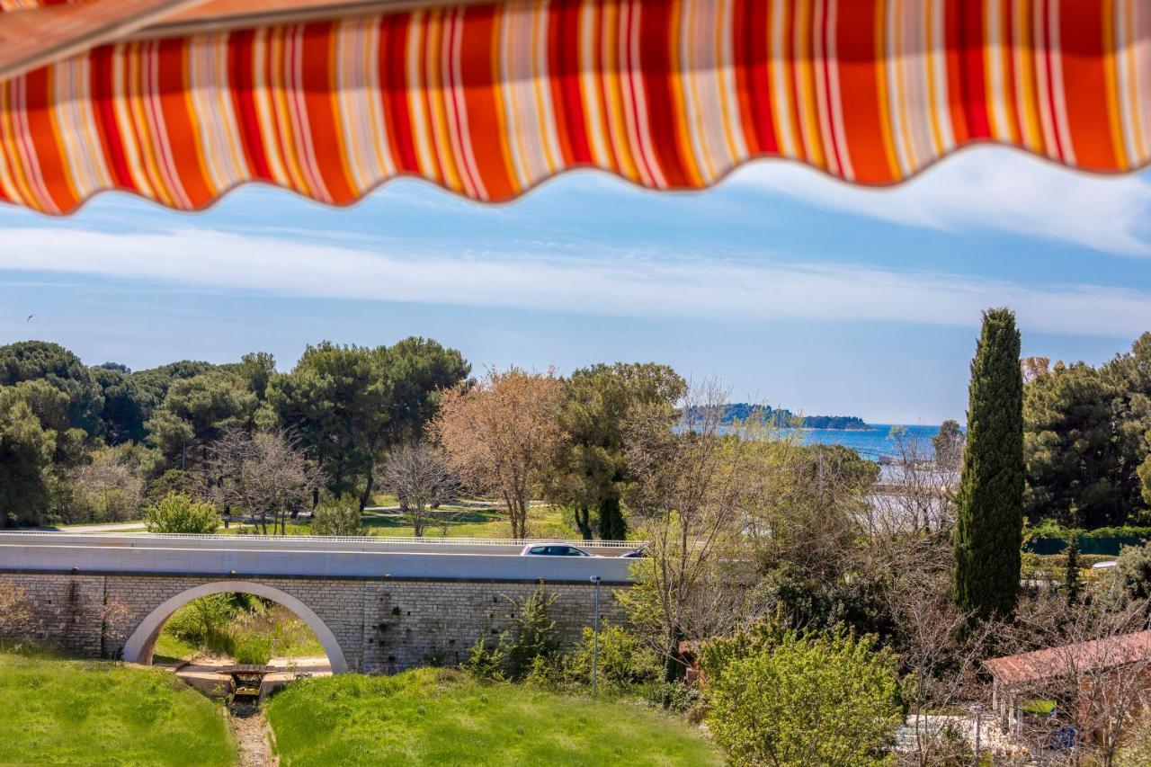 Apartment Vito With Sea View Фажана Екстер'єр фото